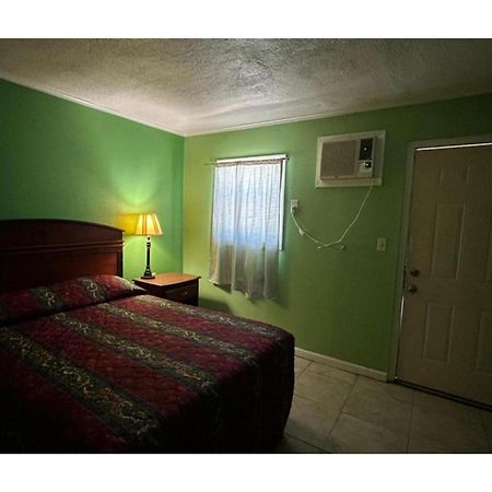 Monterrey Motel Padre Island, Corpus Christi By Oyo Exterior photo